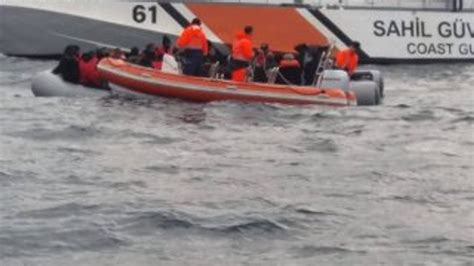 K­a­ç­a­k­ ­g­ö­ç­m­e­n­l­e­r­i­ ­b­a­l­ı­k­ç­ı­l­a­r­ ­i­l­e­ ­S­a­h­i­l­ ­G­ü­v­e­n­l­i­k­ ­k­u­r­t­a­r­d­ı­